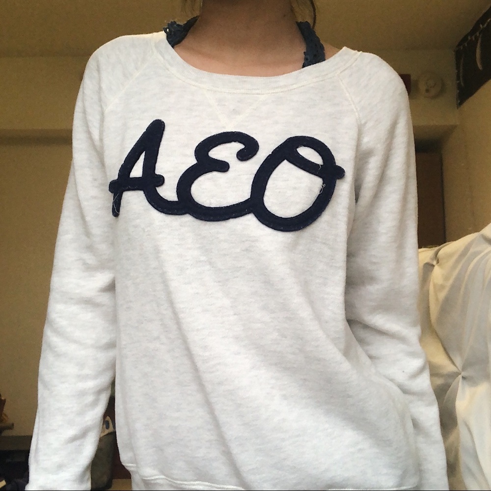 American Eagle Grey Crew Neck Sweater